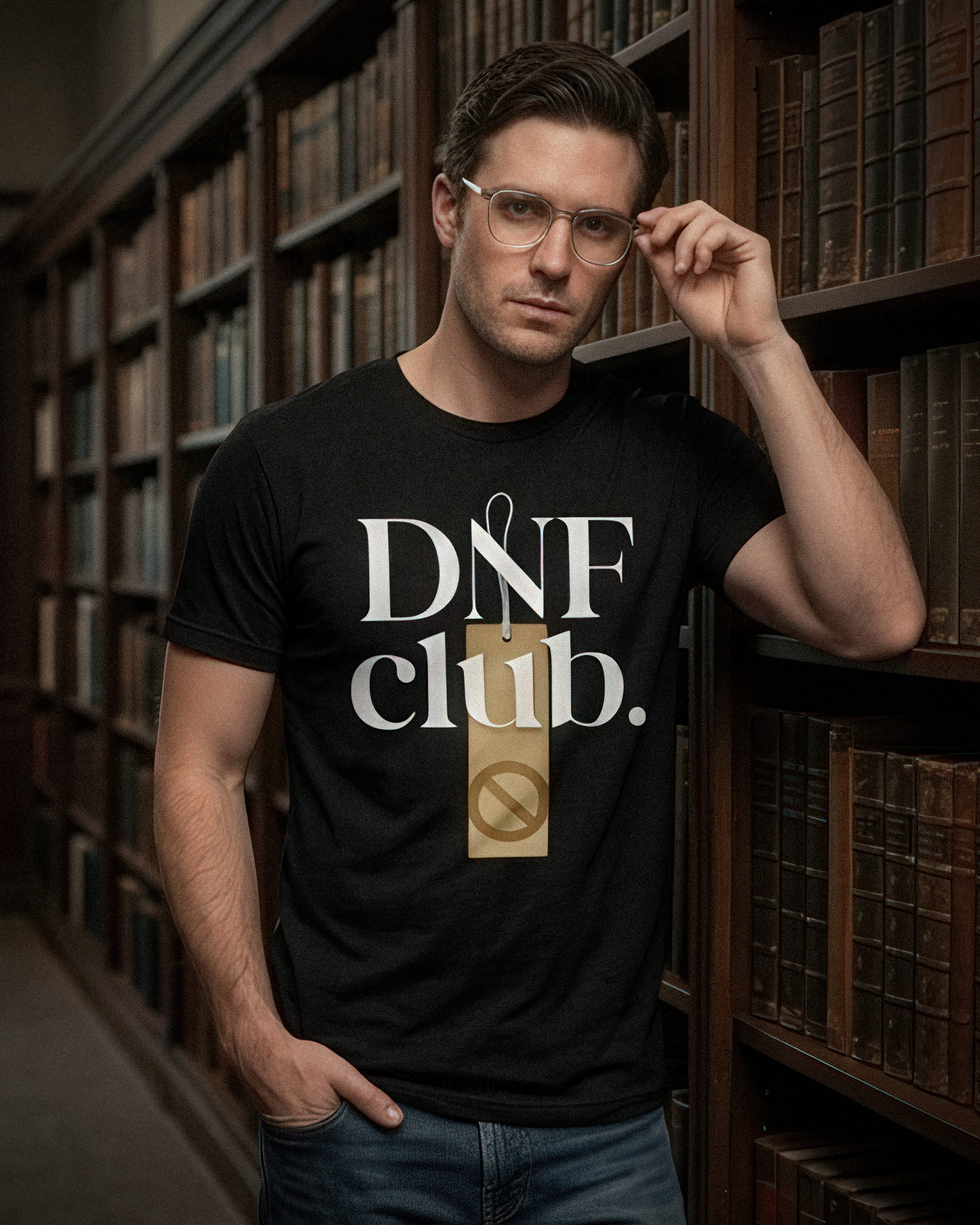 Readers Tee - "DNF club" - #BookTok