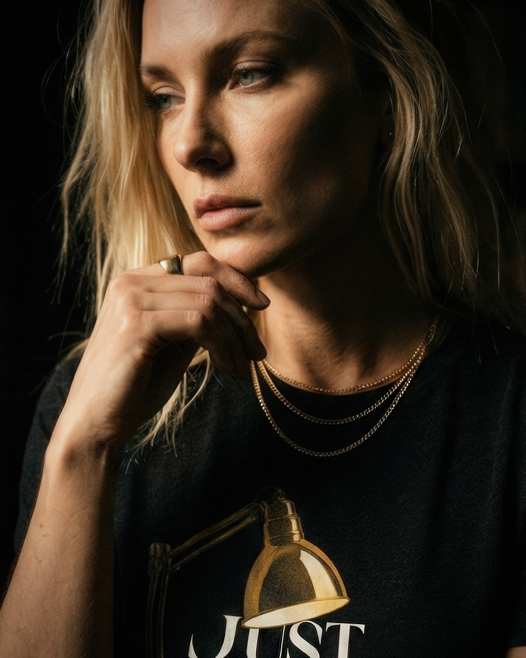 Readers Tee - "Just one more chapter" - #BookTok